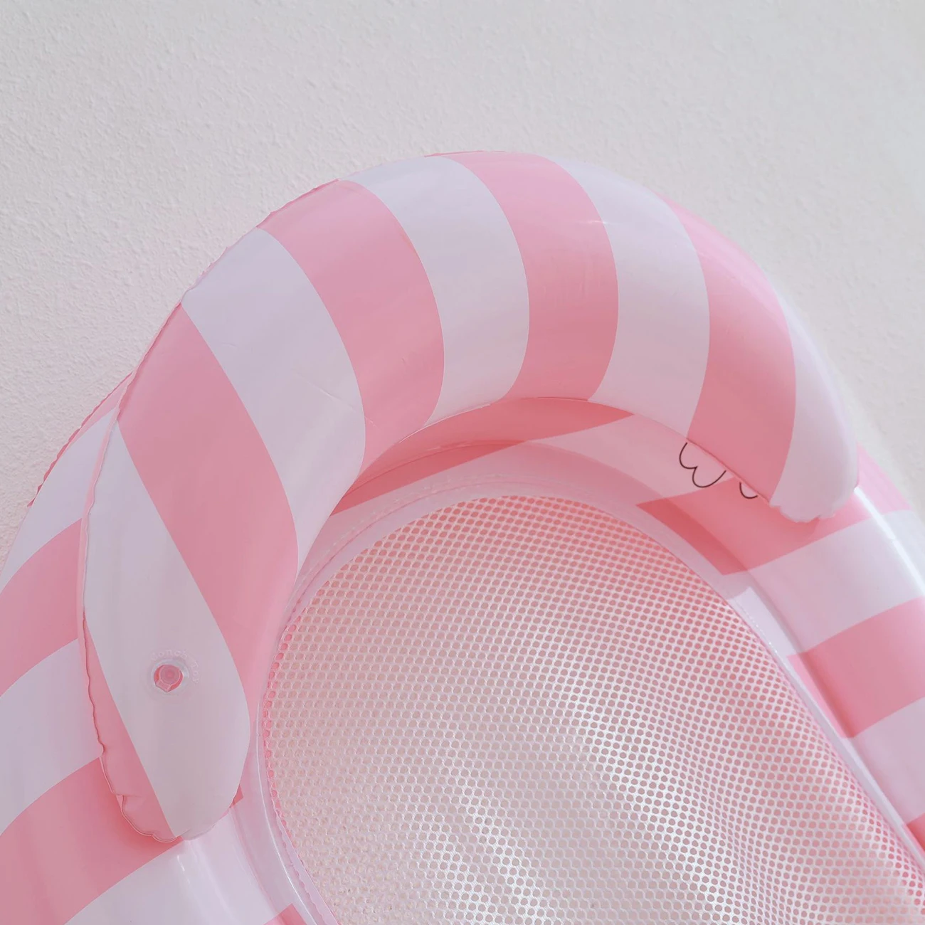 Rede portátil inflável de pétalas de flores, tapete flutuante obrigatório para água de verão para relaxamento seguro de piscina/praia, 1 peça