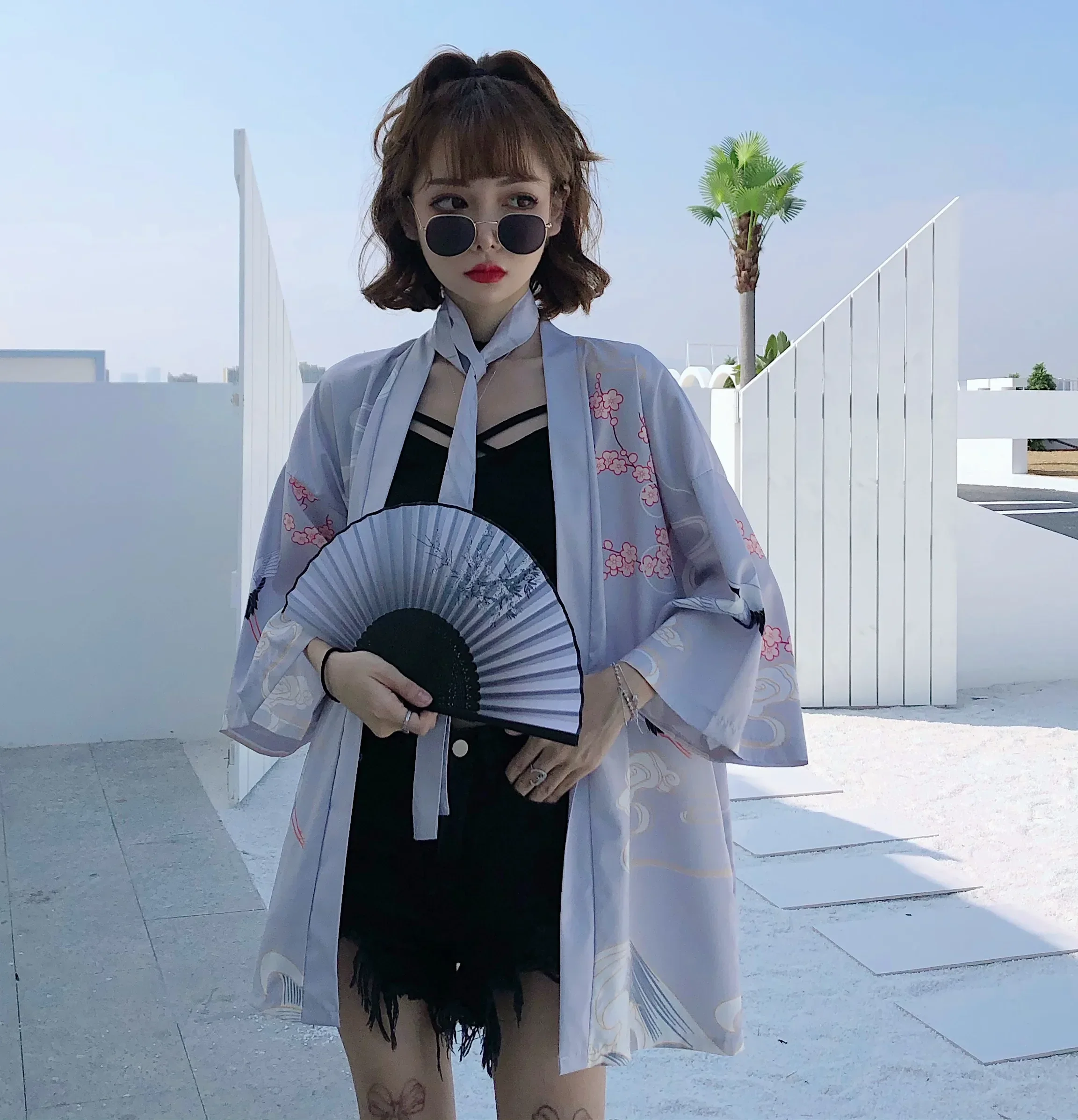 Traditional Kimono Sunscreen Harajuku Cardigan Women Japanese Loose Thin Shirt Summer Beach Kimono Samurai Costume Clothing