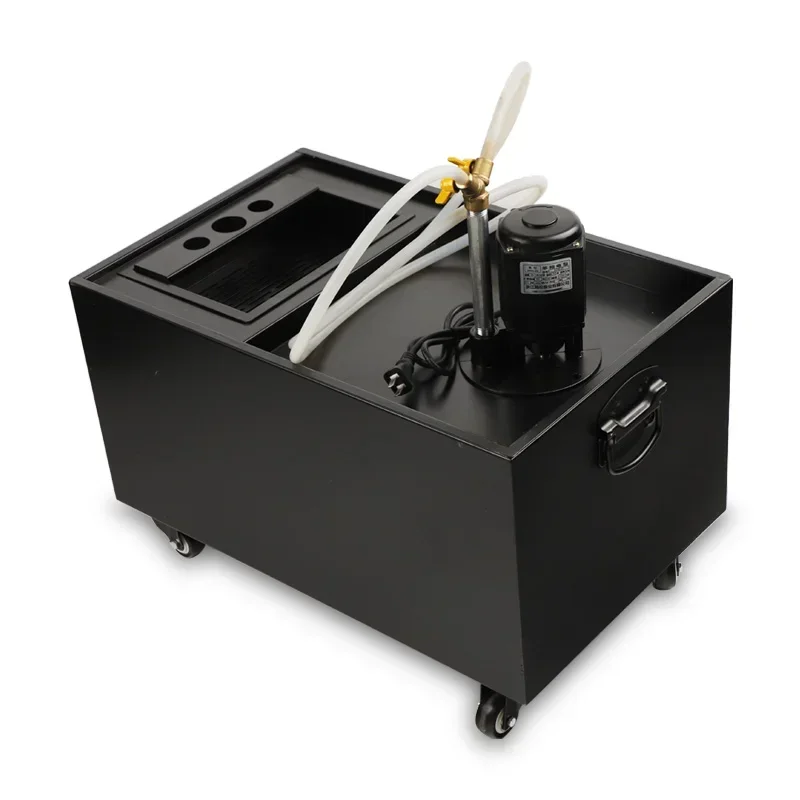 

Шлифовальные машины, токарные станки и другие станки имеют резервуары для охлаждающей воды, фильтрованные и утолщенные в три раза.