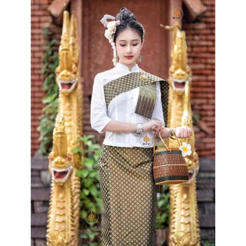 جنوب شرق آسيا تايلاند فندق مطعم ملابس العمل ترحيب الدعاوى أربعة مواسم بلايز تنورة سليم صالح فستان تايلاندي