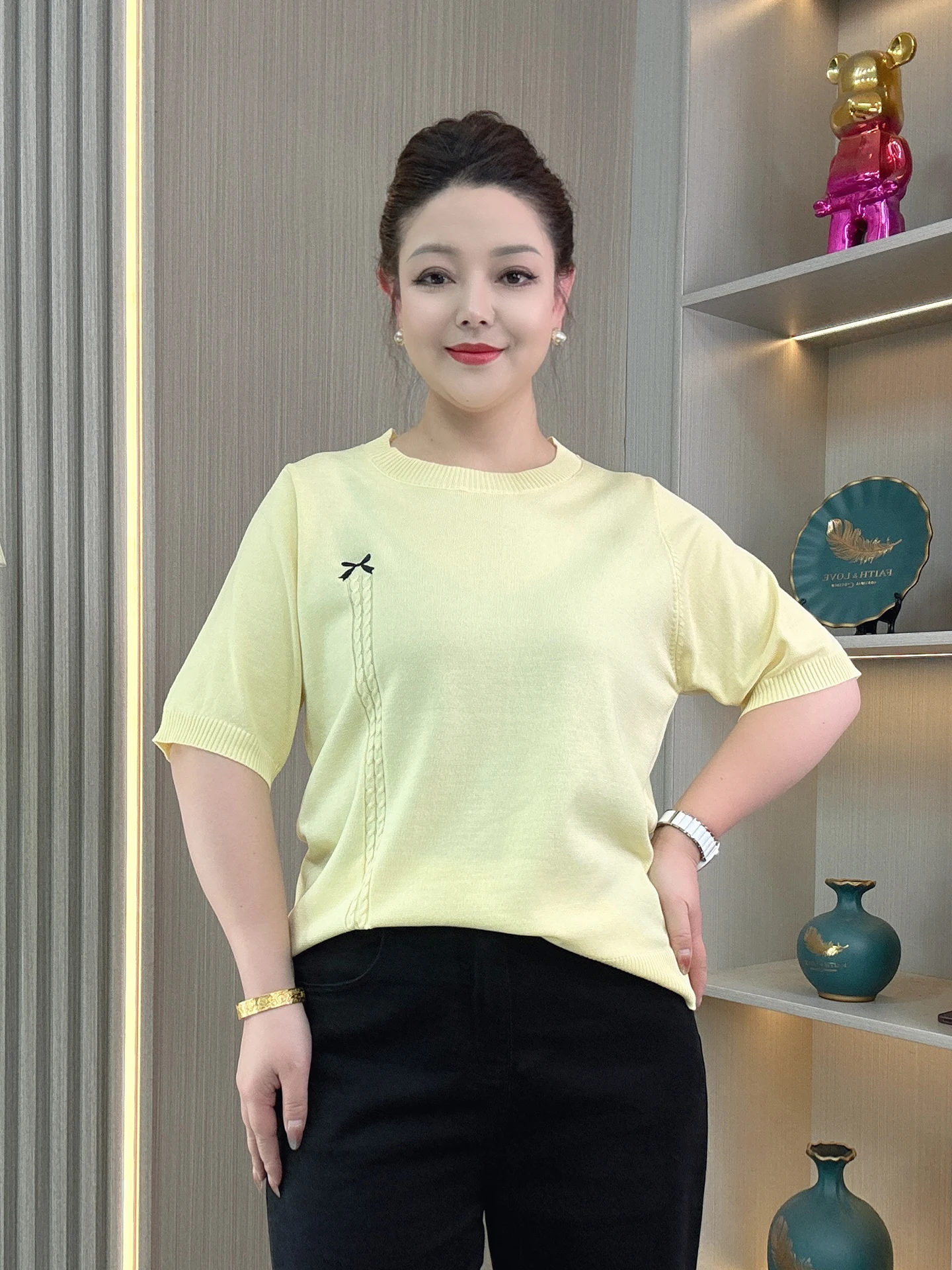 

Summer New plus Size Ice Silk Knitted Short Sleeve T-Shirt Women Loose Slimming Pure Color Inner Wear Top Elegant Simple Style