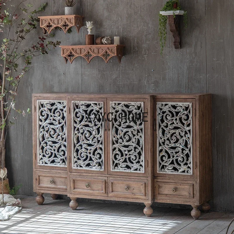 

Винтажный резной буфет-шкаф для хранения и демонстрации