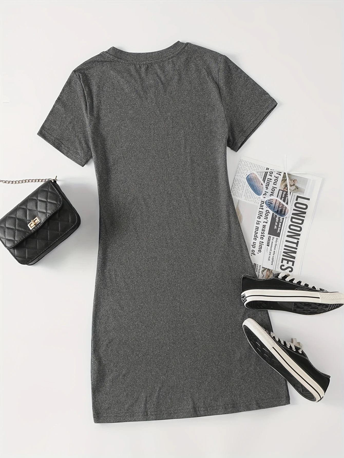 Vestido ajustado informal de talla grande con cuello redondo para mujer, vestido transpirable ligero de manga corta con patrón de tarjetas del alfabeto