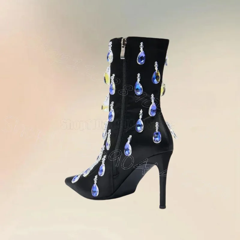 크리스탈 펜던트 블랙 실크 뾰족코 부츠 사이드 지퍼 여성 신발 얇은 하이힐 파티용 2025 여성용 신발