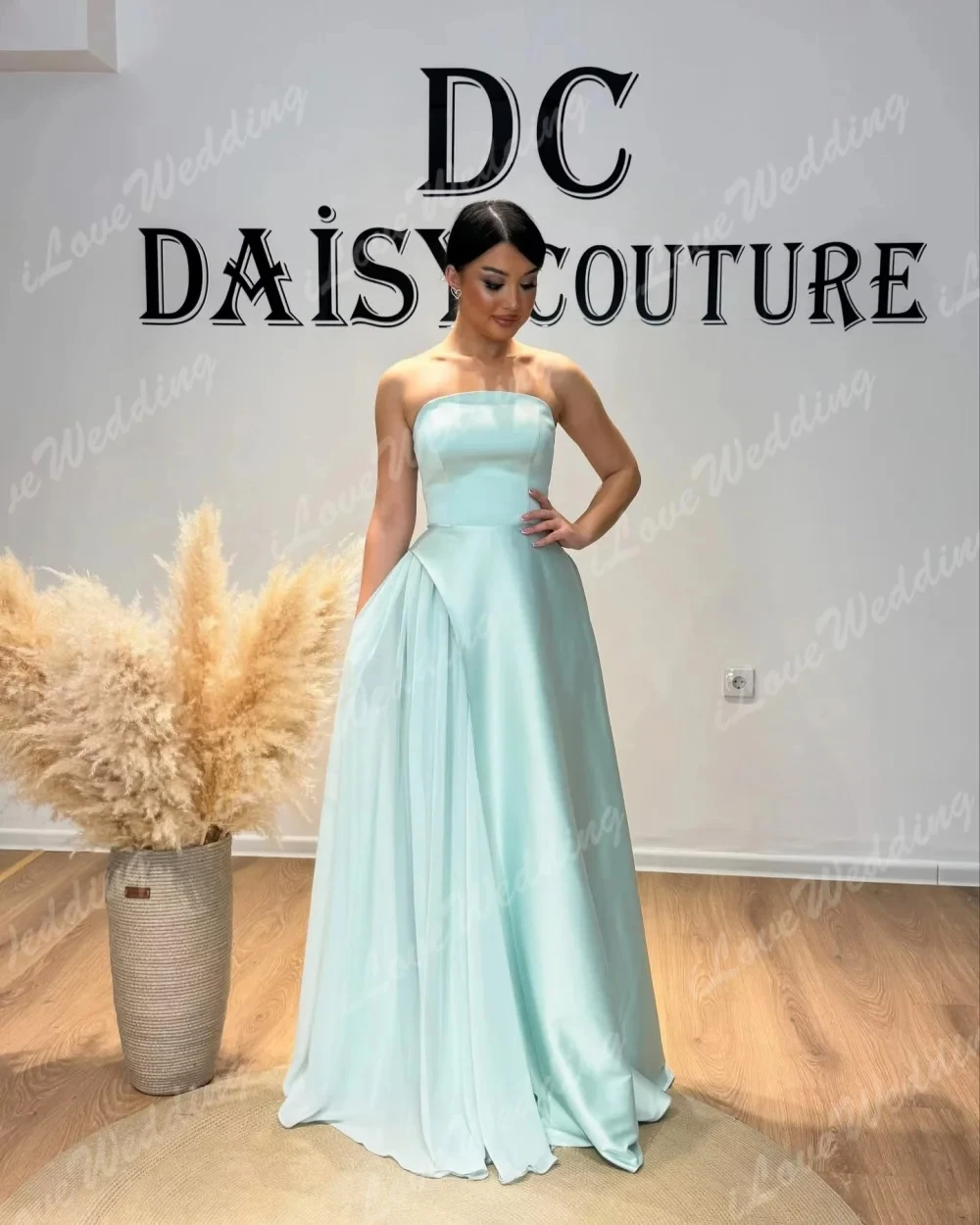 

Mint Green Strapless Prom Dresses 2025 2025 Sleeveless A-Line Pleated Evening Dress Floor-Length Wedding Party Dress Customized