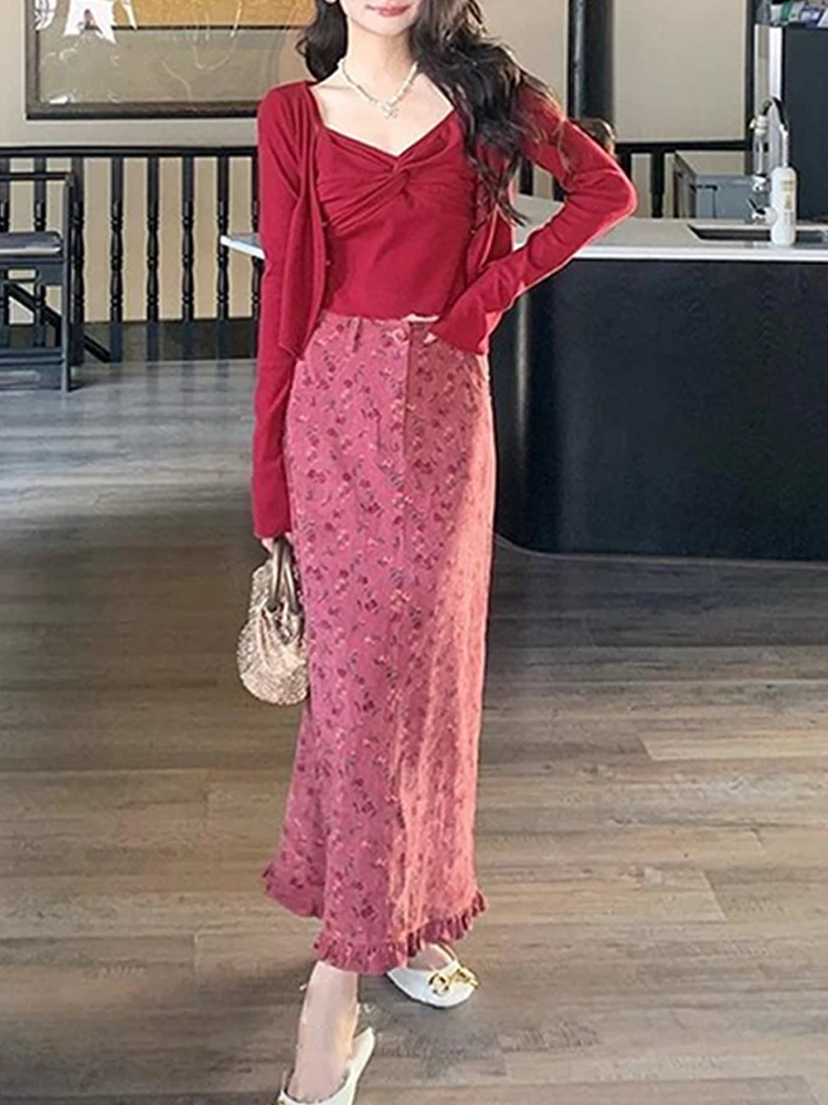 

Fashionable Knitted Set High Waist Midi Skirt Slimming Effect Red Open Cardigan And Strap Top Three Piece Set for Women