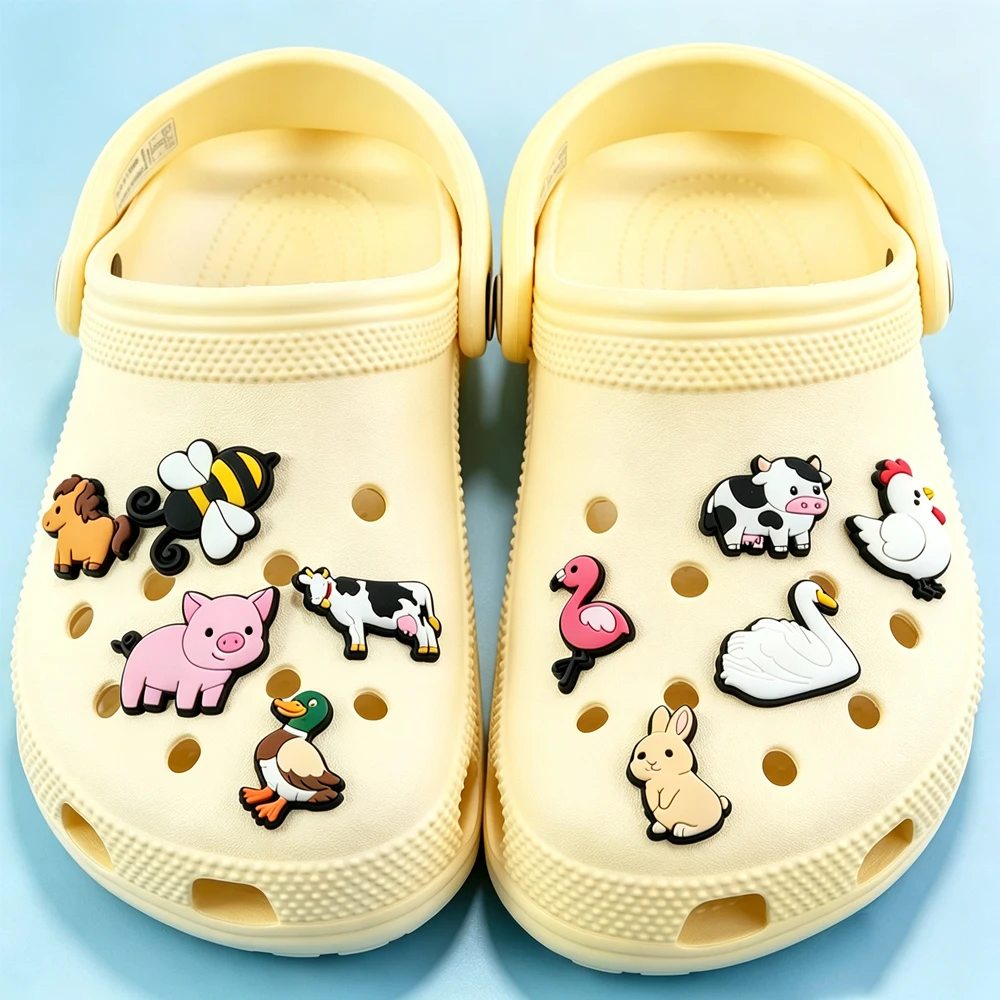 16-100PCS Cute Farm Animals Shoe Charm Cow Bunny Pink Pig Dog Cat PVC Decor Buckle Clog Detachable DIY Waterproof To X-mas Gift