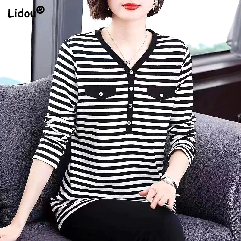 

Striped Casual Loose Button Pockets V-neck Bottoming Office Lady Autumn Winter Thin Pullovers Oversized Women's Clothing 2022