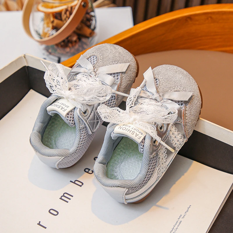Boys Girls Low Top Comfortable Sports Shoes for Spring Autumn German Training Childrens Anti-Slip Soft Sole Casual Sneakers