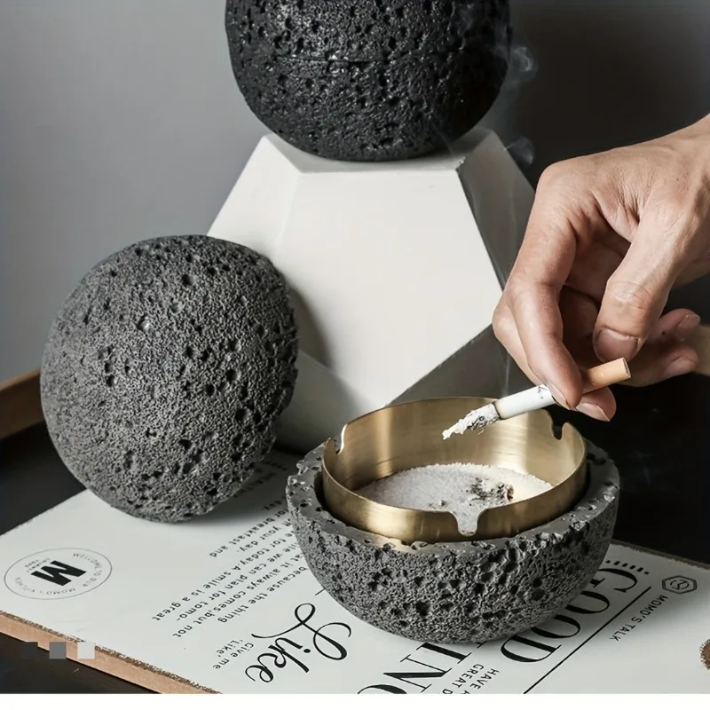 

Nordic Industrial Minimalist Concrete Ashtray Removable Stainless Steel Bowl & Anti-Fly Ash Lid Indoor Decor for Room Bar Office