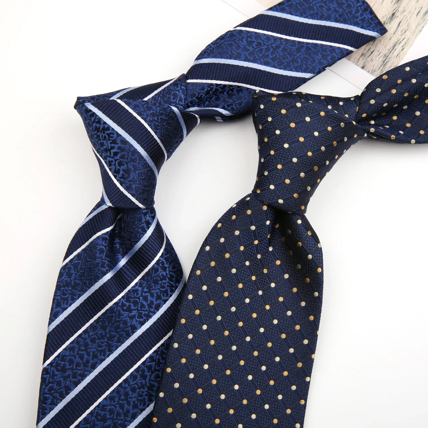 8cm Adult Silk Neckties for Mens Suits Wedding Neck Ties Retro Striped Corbatas Gravata Neckwear Gentleman Gravatas Tie