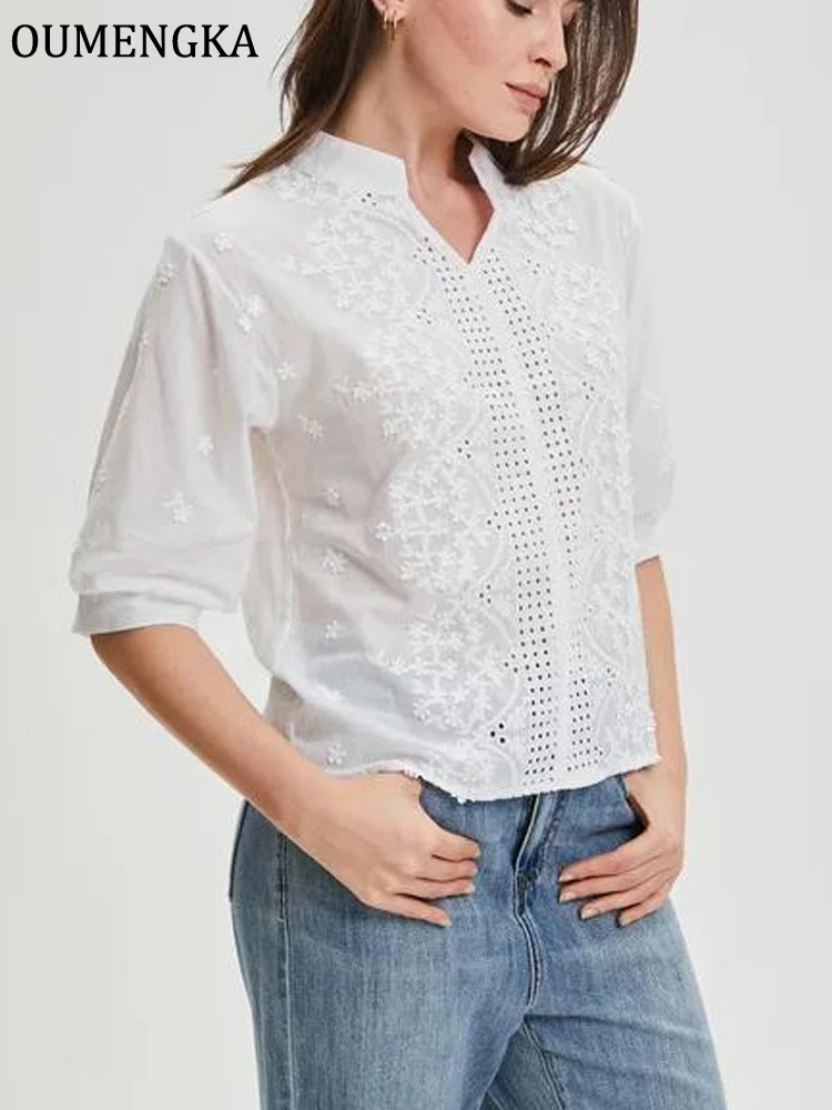 

Винтажная хлопковая блузка с цветочной вышивкой и ажурным узором, белая, женская, с рукавом до локтя, V-образным вырезом, повседневная хлопковая рубашка, летняя новинка, праздничный топ