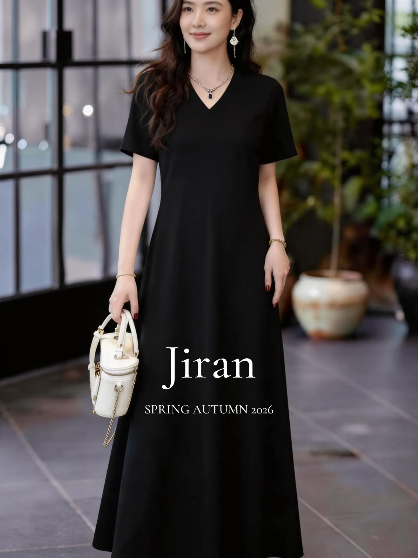 Black V-neck Long Loose Women's Dress Short Sleeve plus Size Elegant Slimming Casual Polyester Fiber Standard Version