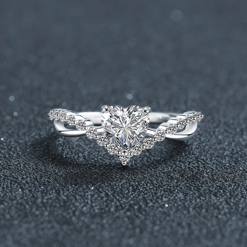 S925 sterling silver heart-shaped moissanite ring, diamond ring jewelry, direct supply from manufacturer