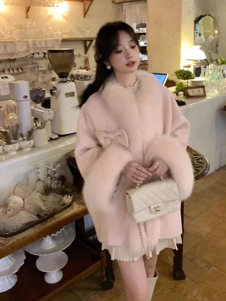 

Warm Thickened Pink Fur Collar Coat Women's Sweet Style Loose Fit Coat with Knot Spring 2026 Fashion Trend