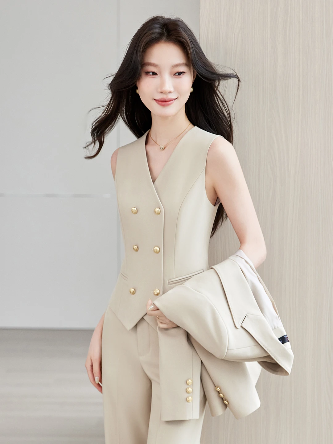 Professional Hong Kong Style Elegant Vest Jacket Summer High-End Simple Goddess Dry Commuting Slimming Vest Set for Women