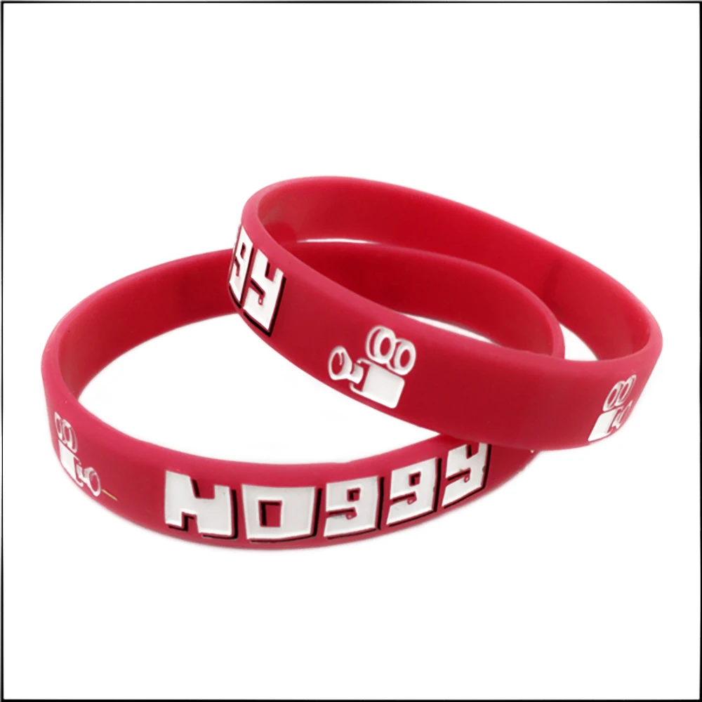 Individuelles Rotes Armband mit Geprägtem Slogan „You Only Live Once“ aus Silikon-Gummi – Detail 9