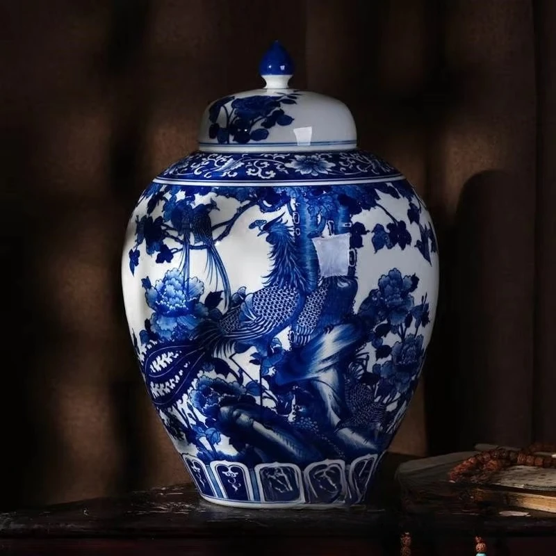 Jingdezhen style phoenix pattern hand-painted round porcelain pot