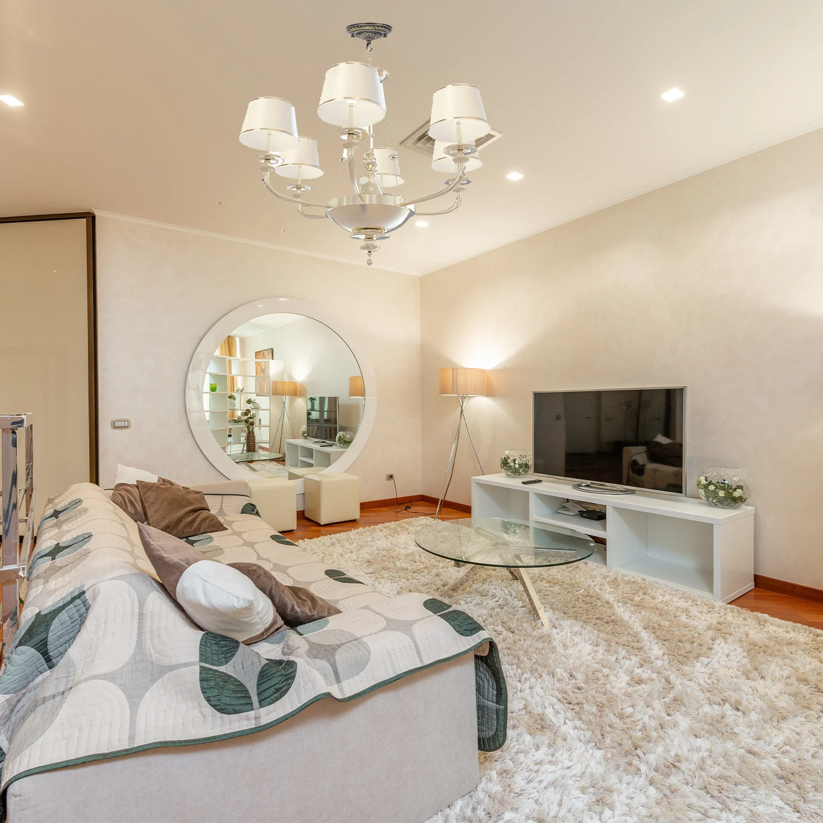 

2Pcs Vintage Chandelier Ceiling Plates Creative Retro Pattern Suitable for Restaurants Living Rooms Durable Lamp Pendant Light