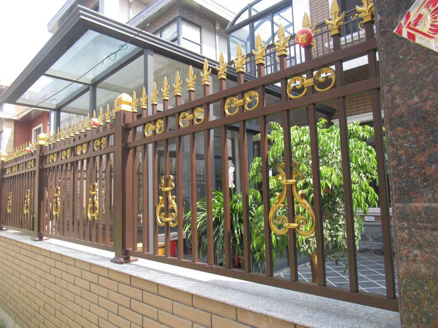 

Aluminum art fence courtyard wall aluminum fence high-grade villa fence cast aluminum fence European isolation railing