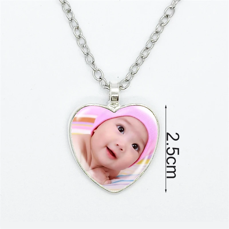 Heart Shaped Photo Pendant Customized Necklace For Your Baby Photos Of Mom, Dad And Grandparents Jewelry Gifts For Family Member