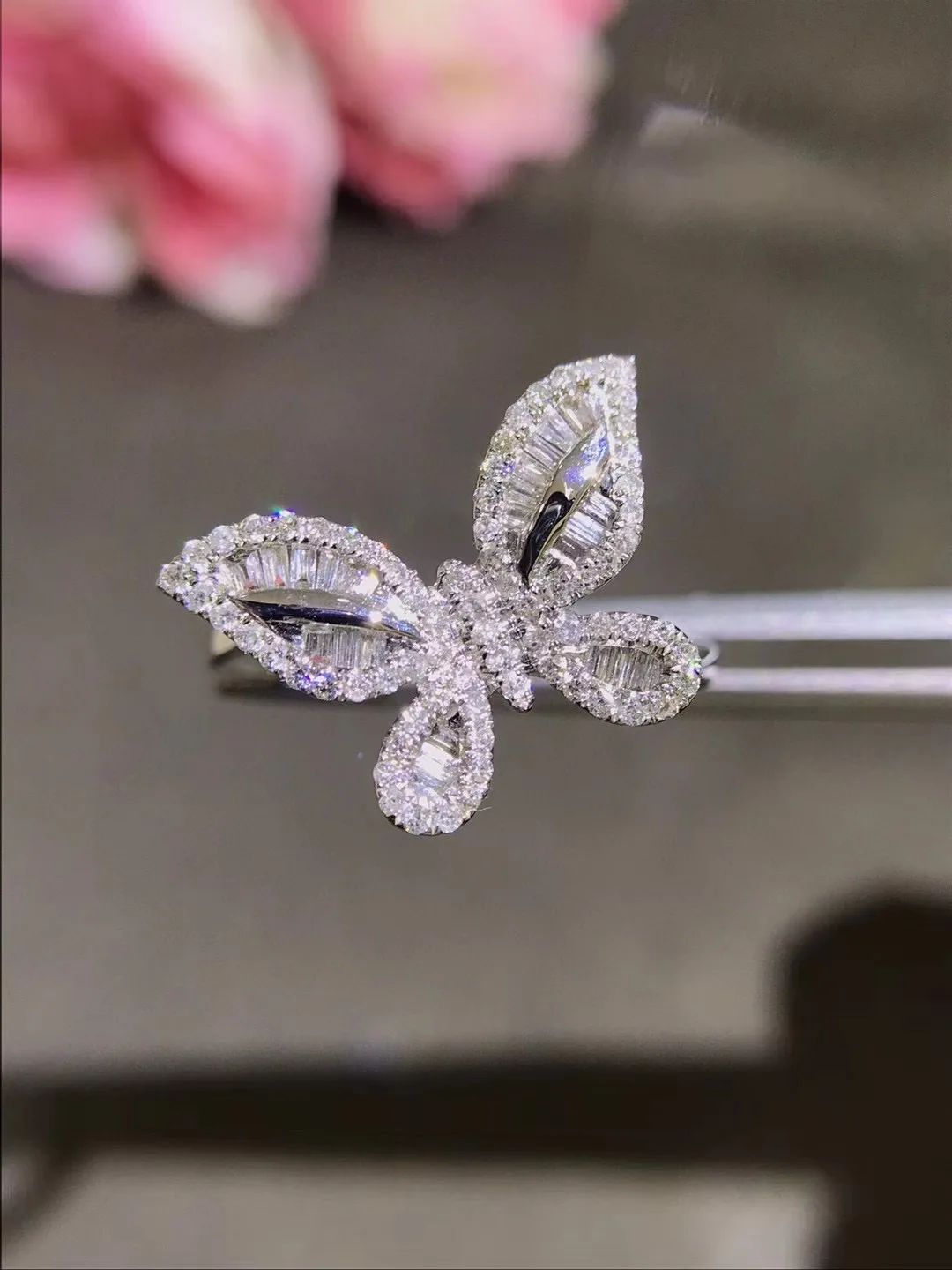 

diamond butterfly ring 18K white gold genuine jewelry daily use fine women jewelry free shipping