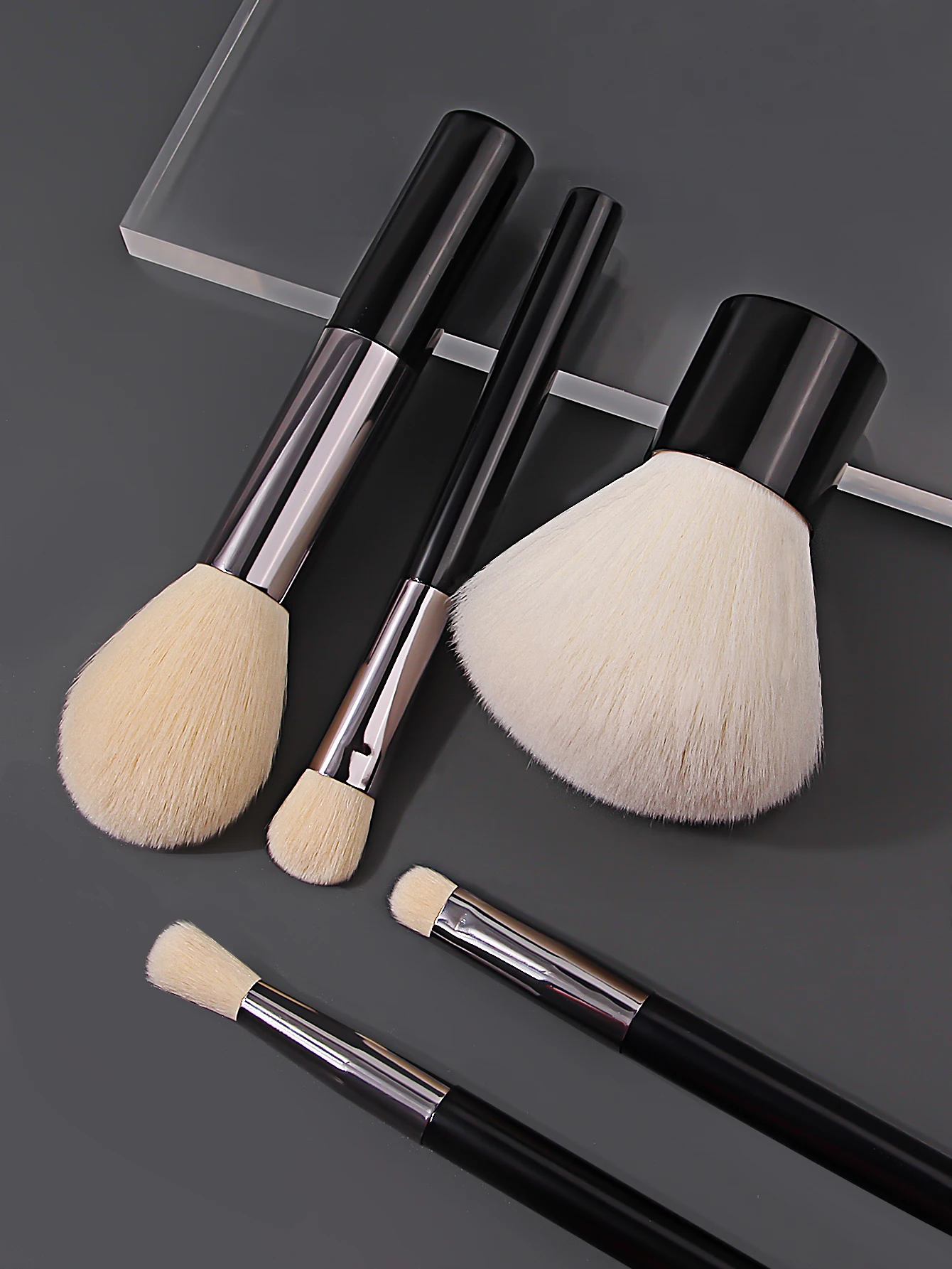 5 قطع من فرشاة أحمر الخدود الناعمة السائبة عالية الجودة، فرشاة تحديد الخدود، فرشاة ظلال العيون، مجموعة فرش مكياج محمولة متعددة الأغراض #5