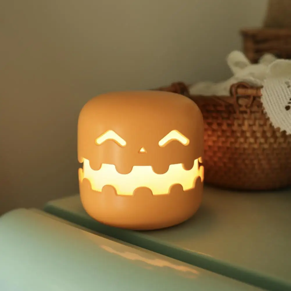 

Women Cute Room Decor Smiling Face Pumpkin Night Light with Timer Function Usb Rechargeable Desk Decor for Halloween Soft Glow