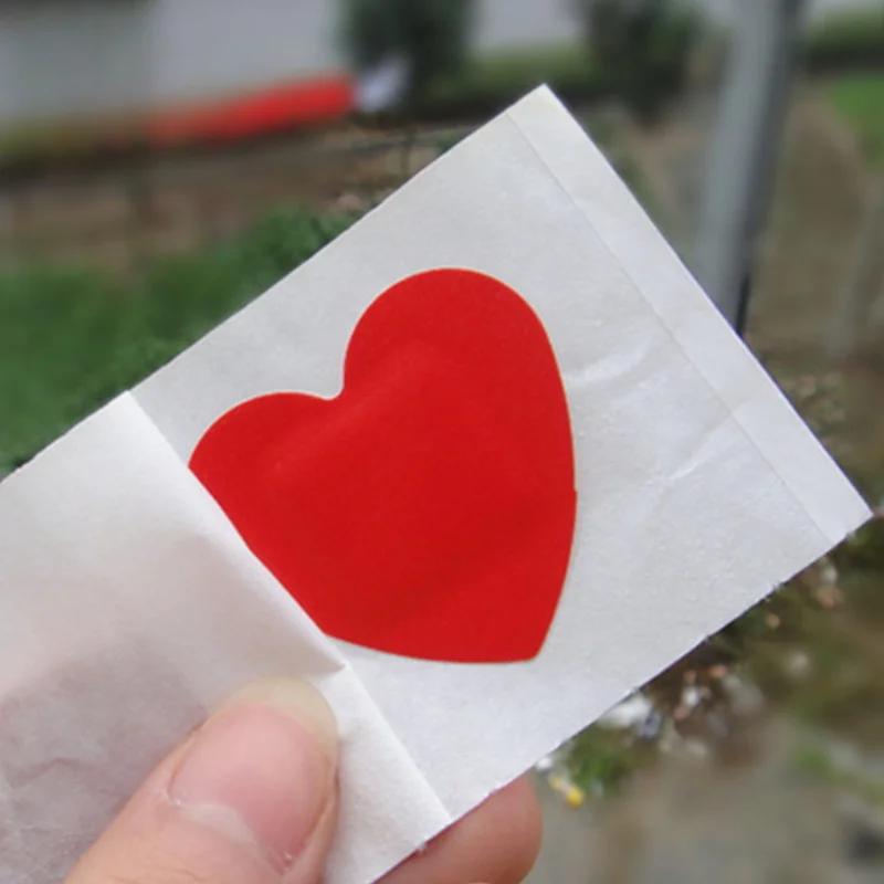10pcs Red Heart Band Aid Skin Patch for Love Bite Bandages Wound Covering Breathable Medical Bandages for Girls