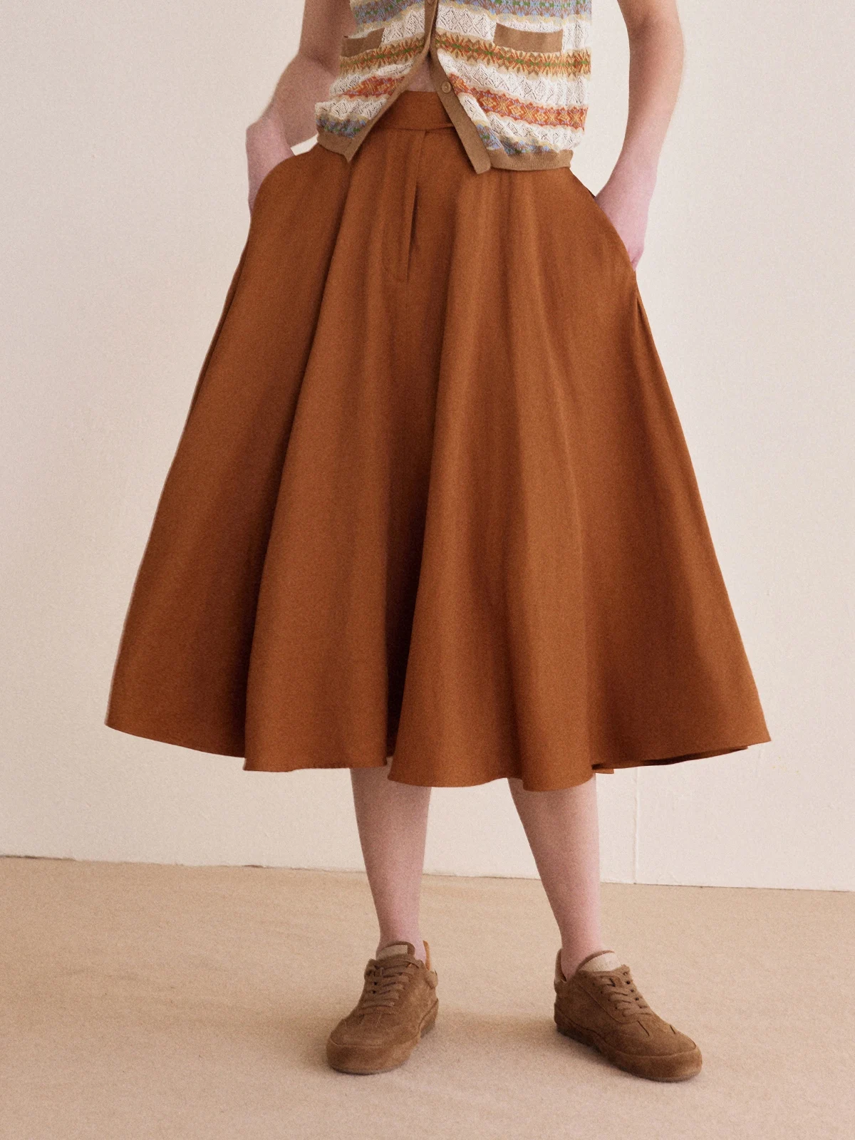 

Элегантная шелковистая юбка-трапеция из льна длиной до колена с эффектом утяжки, средней посадки, для весны