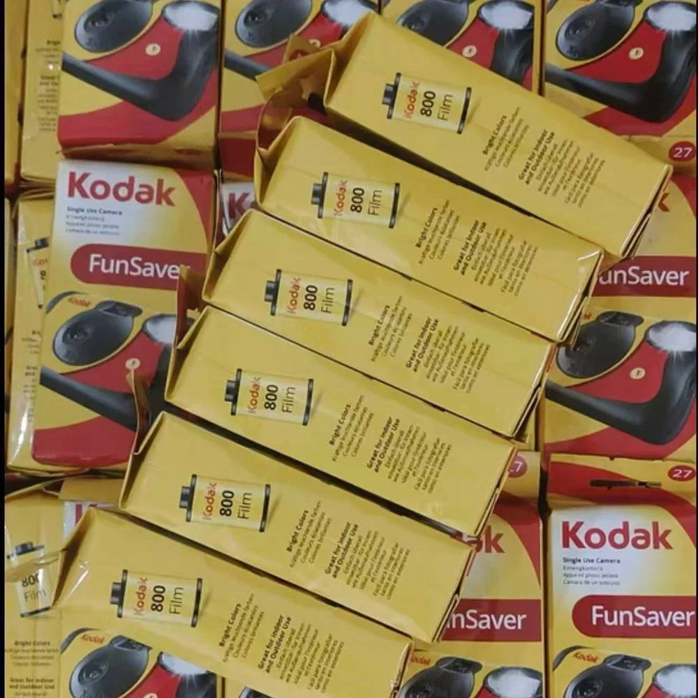 With Flash (Sliding Switch)  Kodak FunSaver New Kodak 39 Exposures 800 Degree FunSaver 27 Sheets Disposable Single Use Film Came