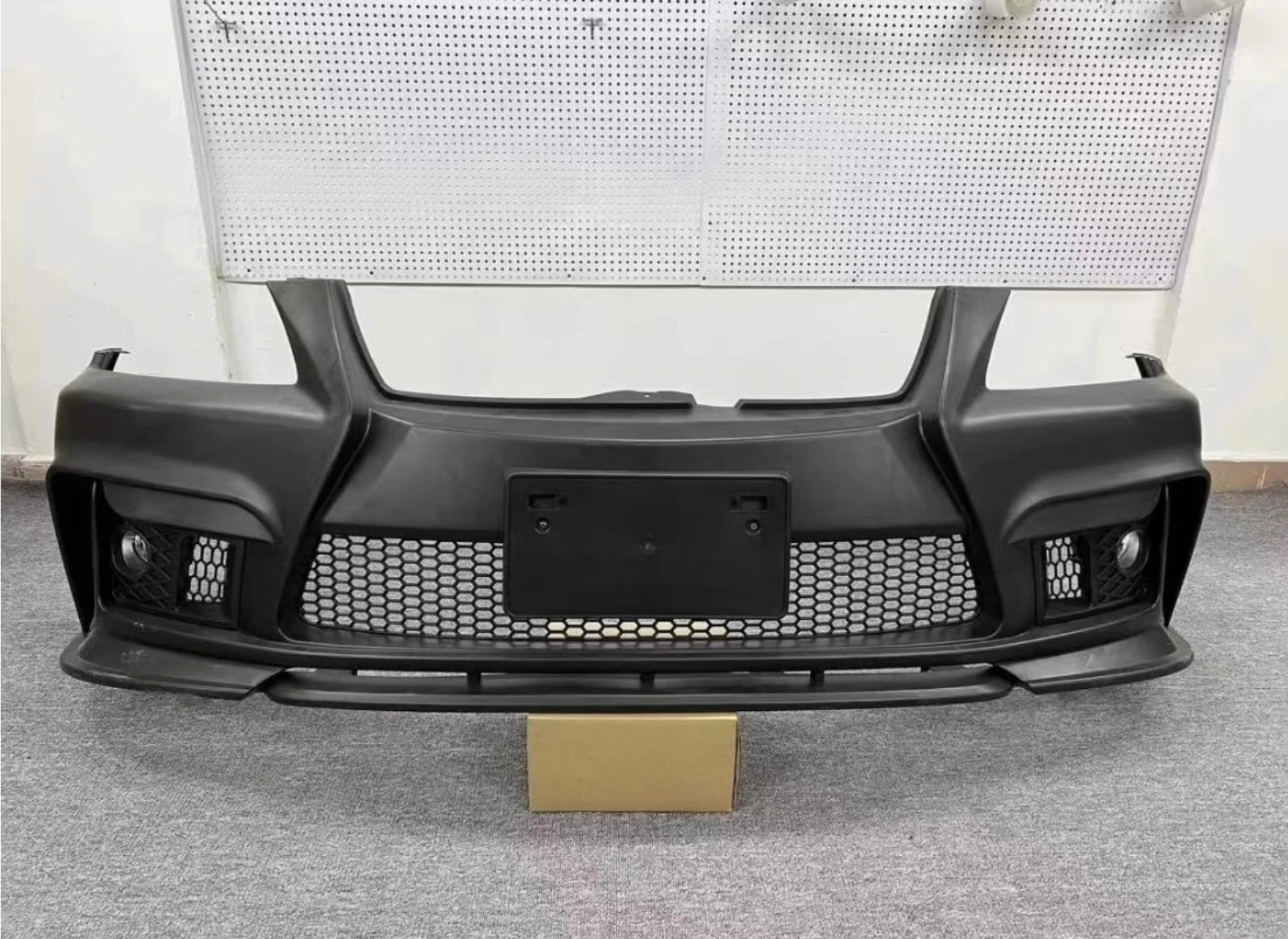 PP Material Body Kit Front Rear Bumper Assembly for Toyota Crown 12th 2005-2009 Modified AG GT Surround Car Accessories