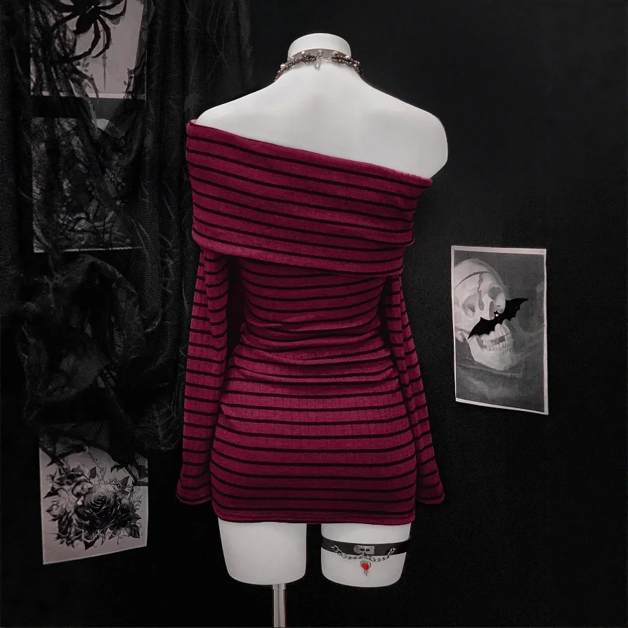 2025 Autumn European American-Style Resort Off-Shoulder Striped Routine Halter Knit Sexy Y2K Short Skirt