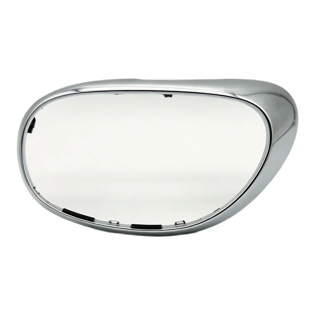 Sleek Design Right Tail Light Cover that Fits All Applicable Models of the For Fiat Series from Fourteen to Twenty Twenty