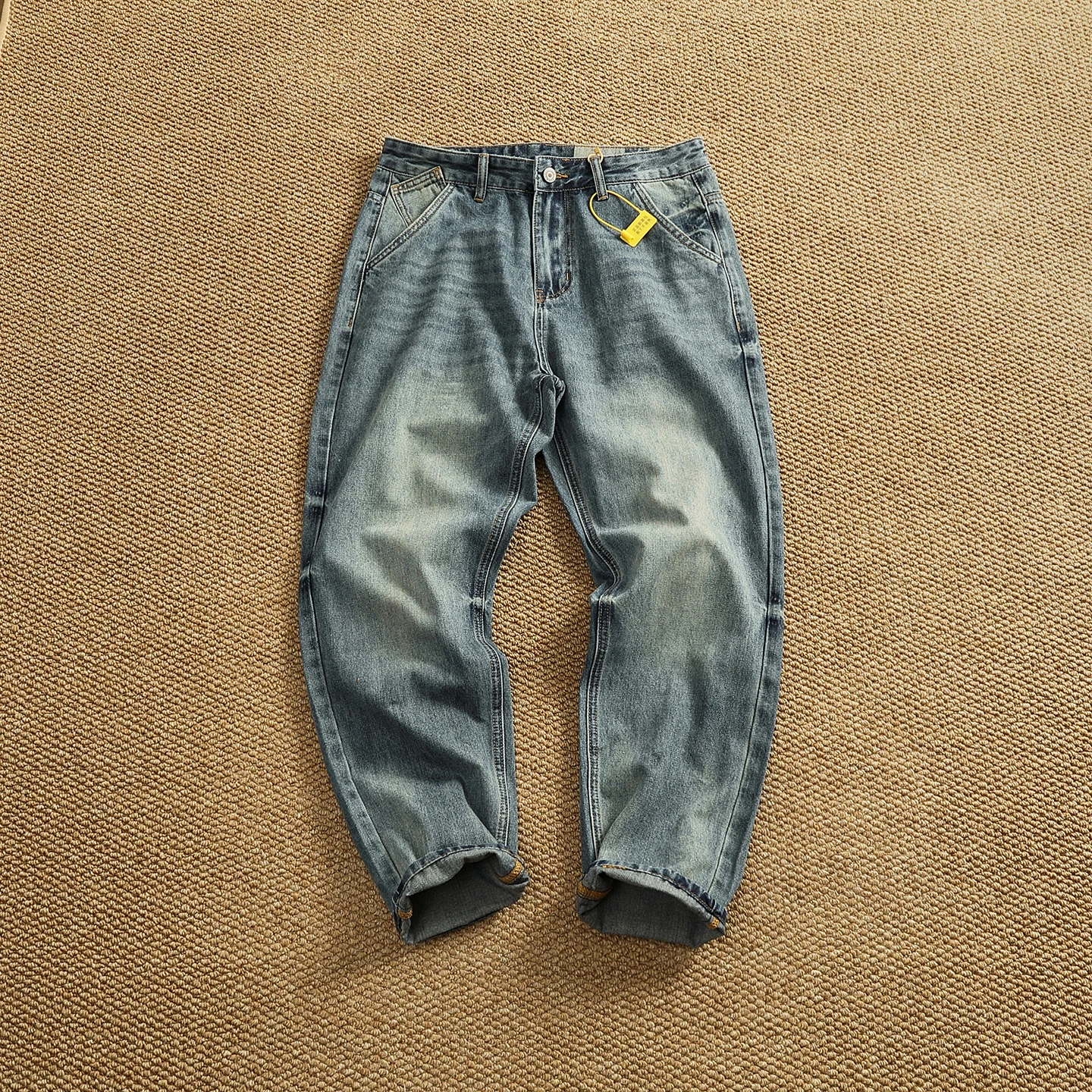 

Classic Versatile Simple Conical Jeans Men Light Wa Loose Straight Casual Retro Long Trousers mid Waist Wear Resistant