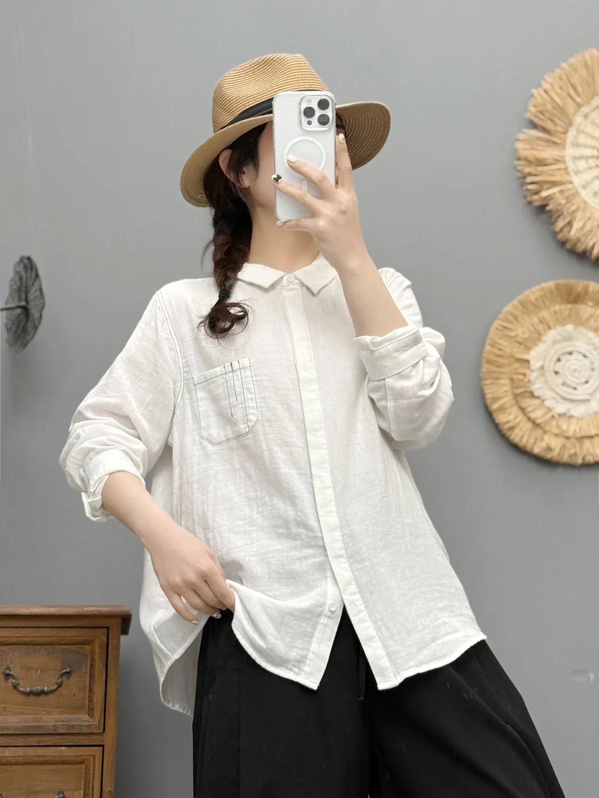 ใหม่ 2025 ฤดูใบไม้ผลิเส้นด้ายฝ้ายเสื้อแขนยาวผู้หญิง Turn-Down COLLAR กระเป๋าเสื้อ, Mori สาวอเนกประสงค์เสื้อหลวม T51818CC