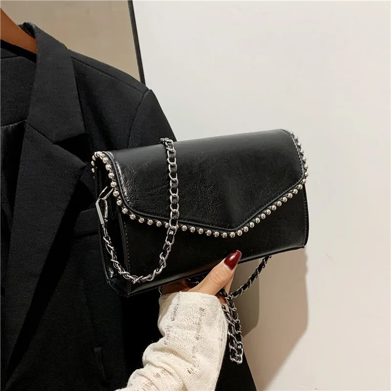 Fashion Chains Pearl Solid Thread Hasp Pu Shoulder Bags 2024 High Quality Hot Sale Crossbody Bag for Women Bolsos De Señora