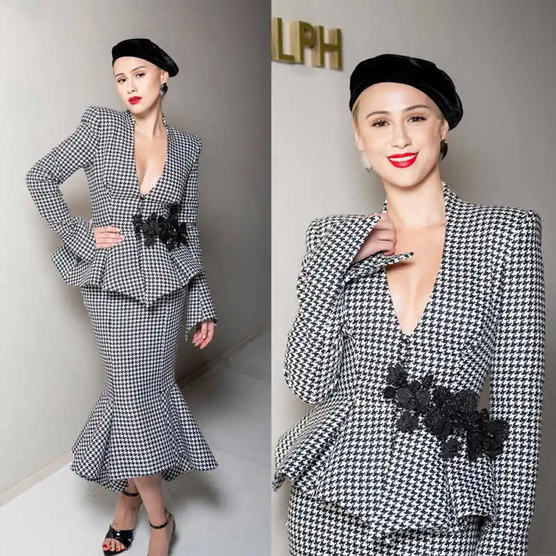 

Fashion Plaid Women Suits 2 Pieces Jacket Skirt Appliques Ladies Formal Business Party Work Wear Customized