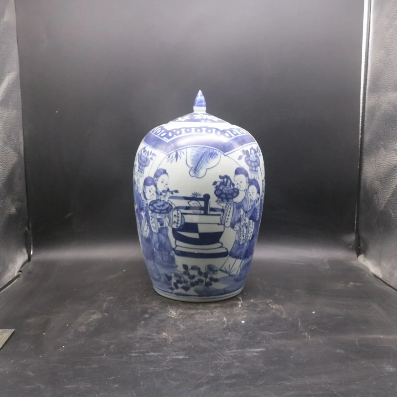 Chinese Blue and White Porcelain Pot Tea Caddy Figure Painting Pattern 14.0 inch
