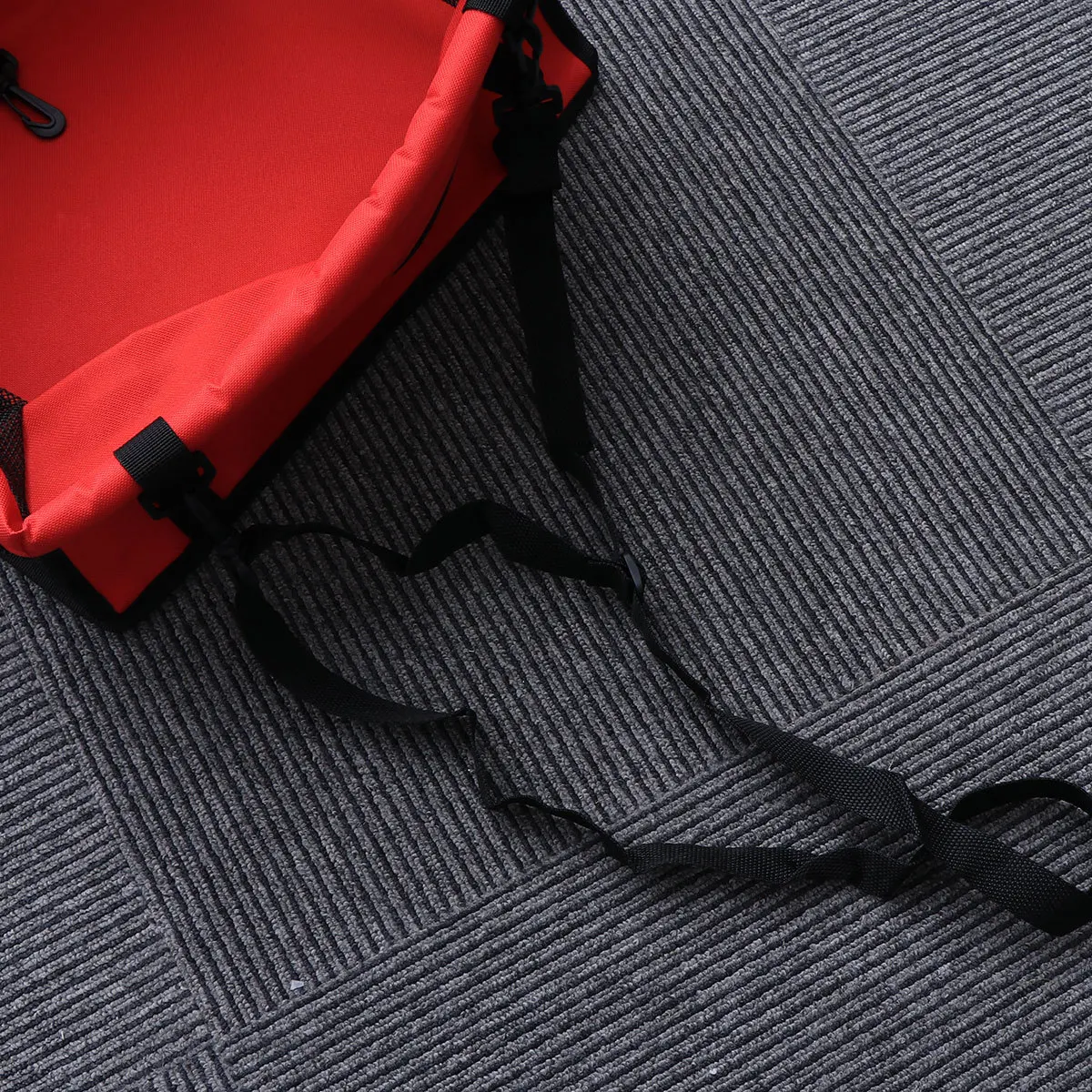 

Red Portable Dog Car Seat Carrier Travel Bag Adjustable Buckle Design Easy to Wash Safe Dog Travel Bag Car Seat Carrier