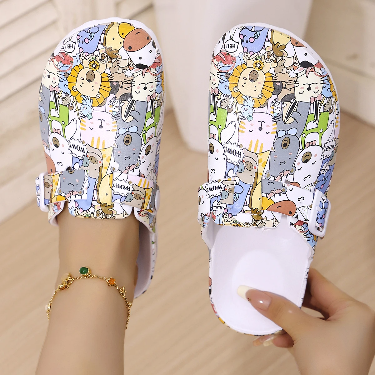 Women's Fashion Covered-Toe Shoes Cute Cartoon Animal Patterns Thickened Soft Sole for Slip Resistance and Wear Resistance Light