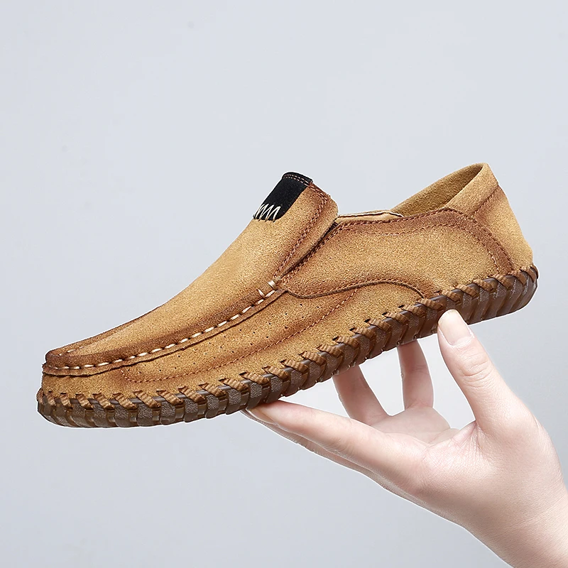

2025 new plus size men's casual shoes, thick soled leather shoes, hand sewn loafers, fashionable men's shoes