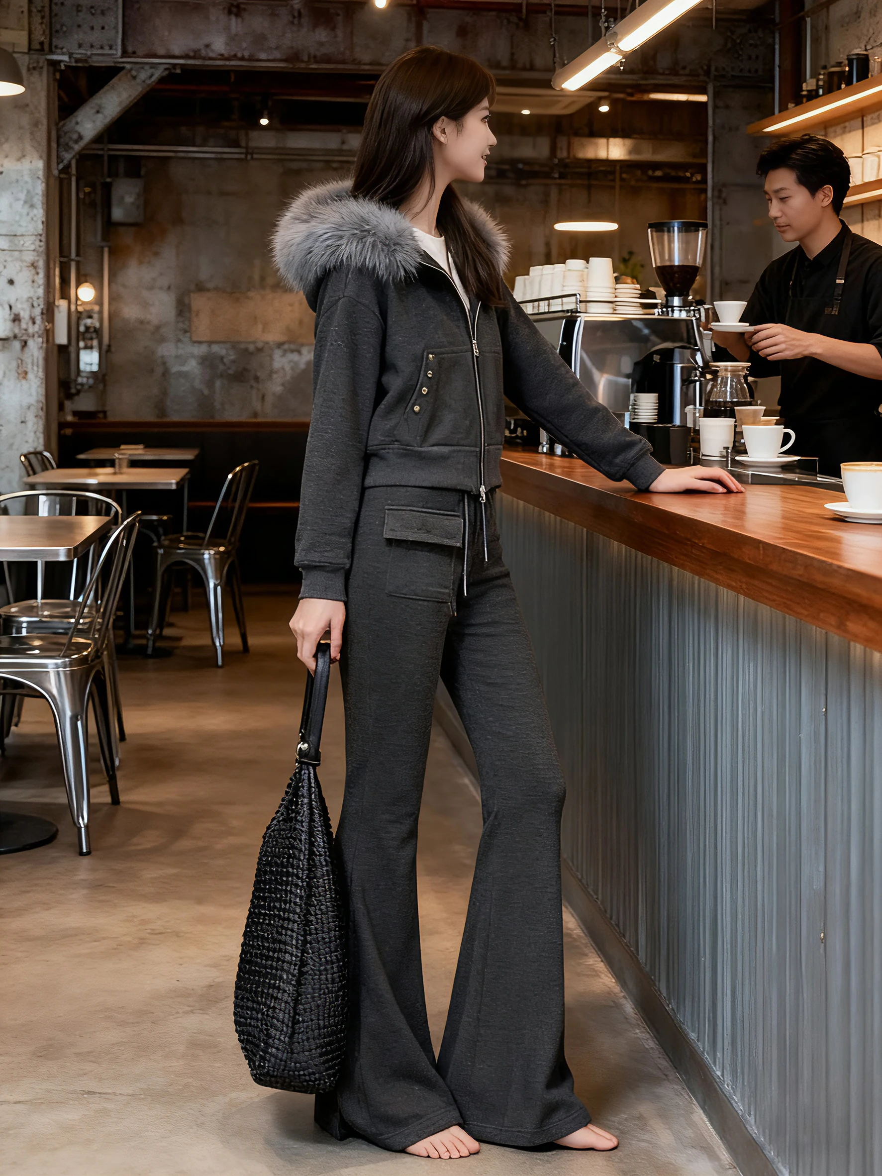 

Korean Sle Spicy Girl ey Fur Collar Hoodie Jaet Women's Winter High-End Aosphere Casual Flared Pants Two-Piece Set