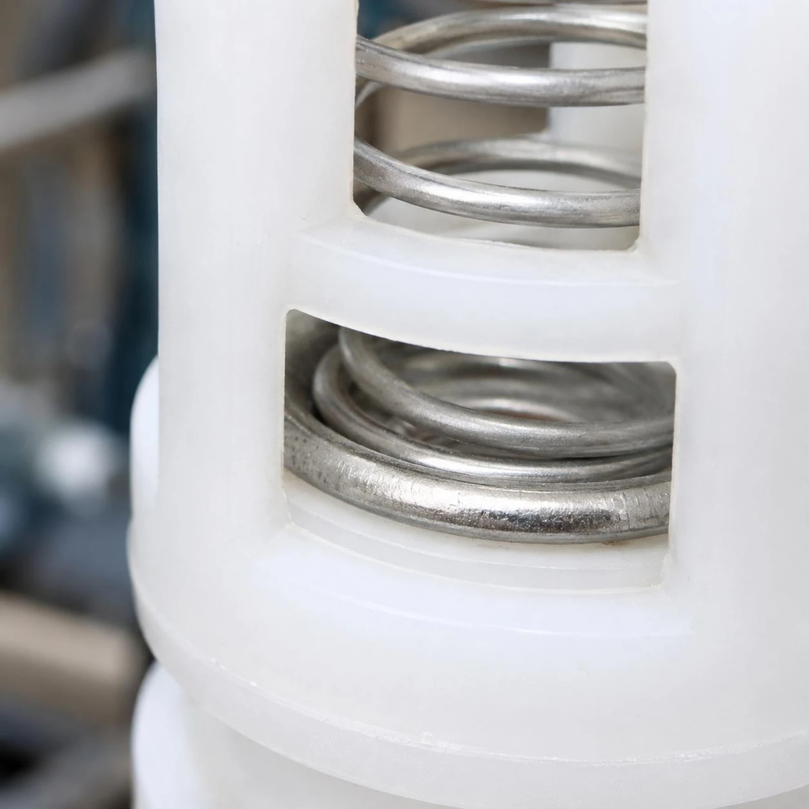 3 Pieces 1-Way Valve Plastic Body Coiled Component-Loaded Valve Machine Accessory Metal Collar Compact Round for Pump