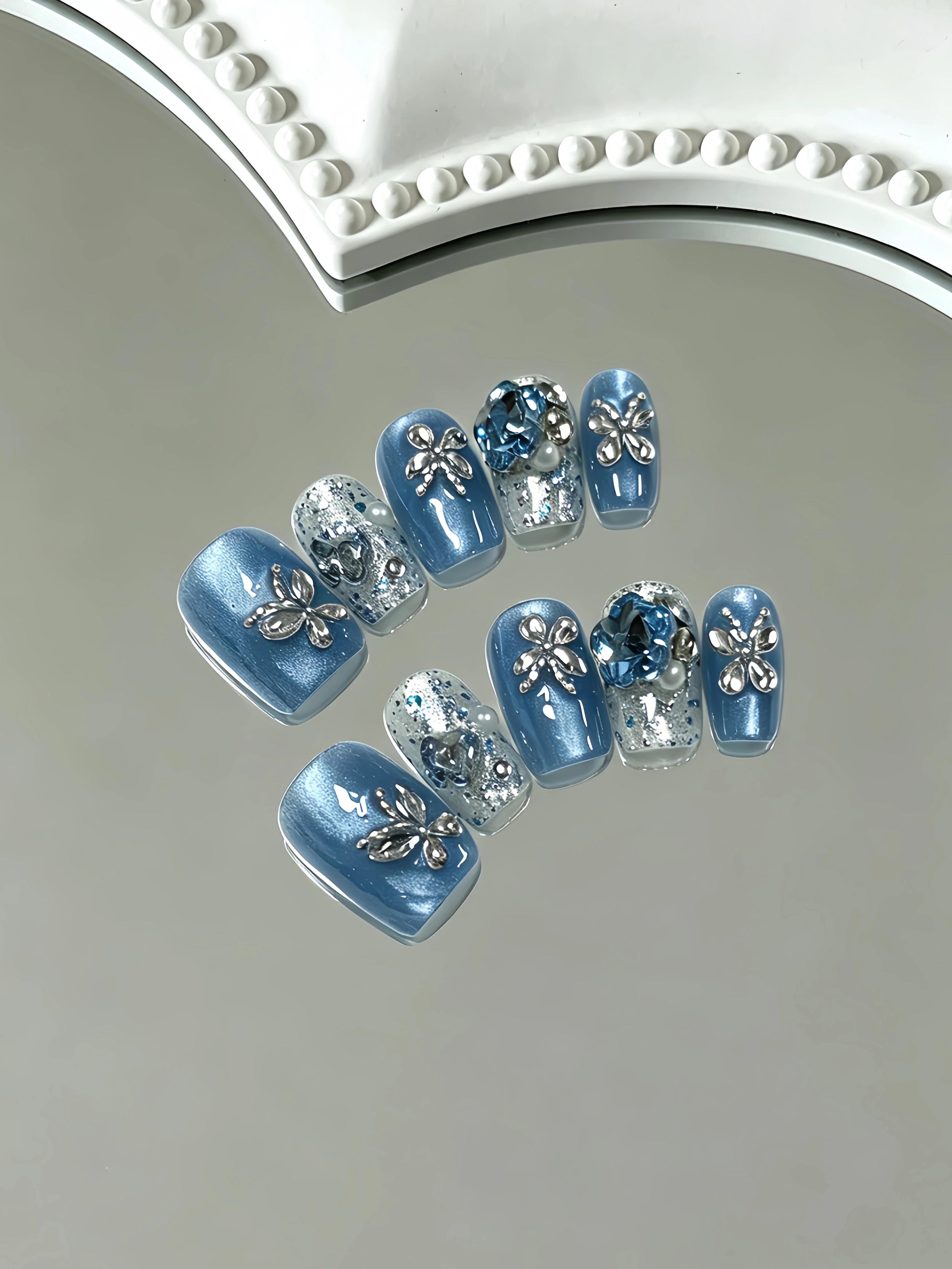 10-Piece Short Square-Round Nails, Light Luxury Ice Blue Butterfly Rhinestone Niche Art Nails, Detachable and Reusable Press-On Fake Nails for Dating, Bridesmaids, and Photo Shoots, Silver 3D Butterfly Accessories, High-End Exquisite Short Nail Art