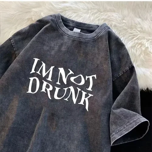 Imagen 2 del producto 2025 Camiseta vintage con lavado con agua para hombres y mujeres, diseño retro, hip-hop único, informal, moda urbana, tendencia de verano a la moda