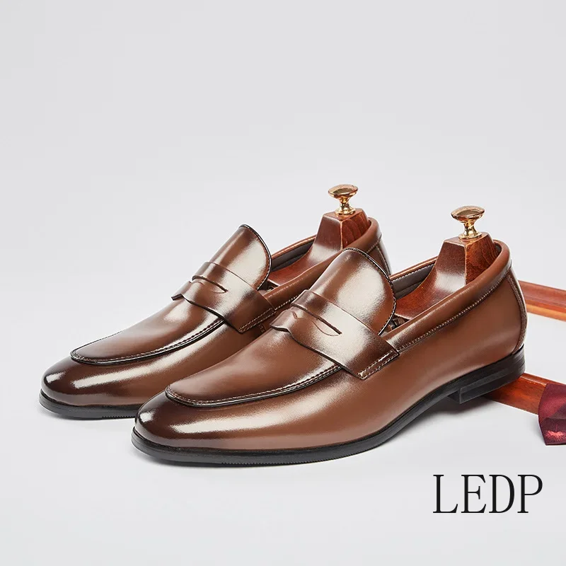 

Men's business leather soft soled formal leather shoes Oxford shoes are suitable for men's formal gentlemen's shoes