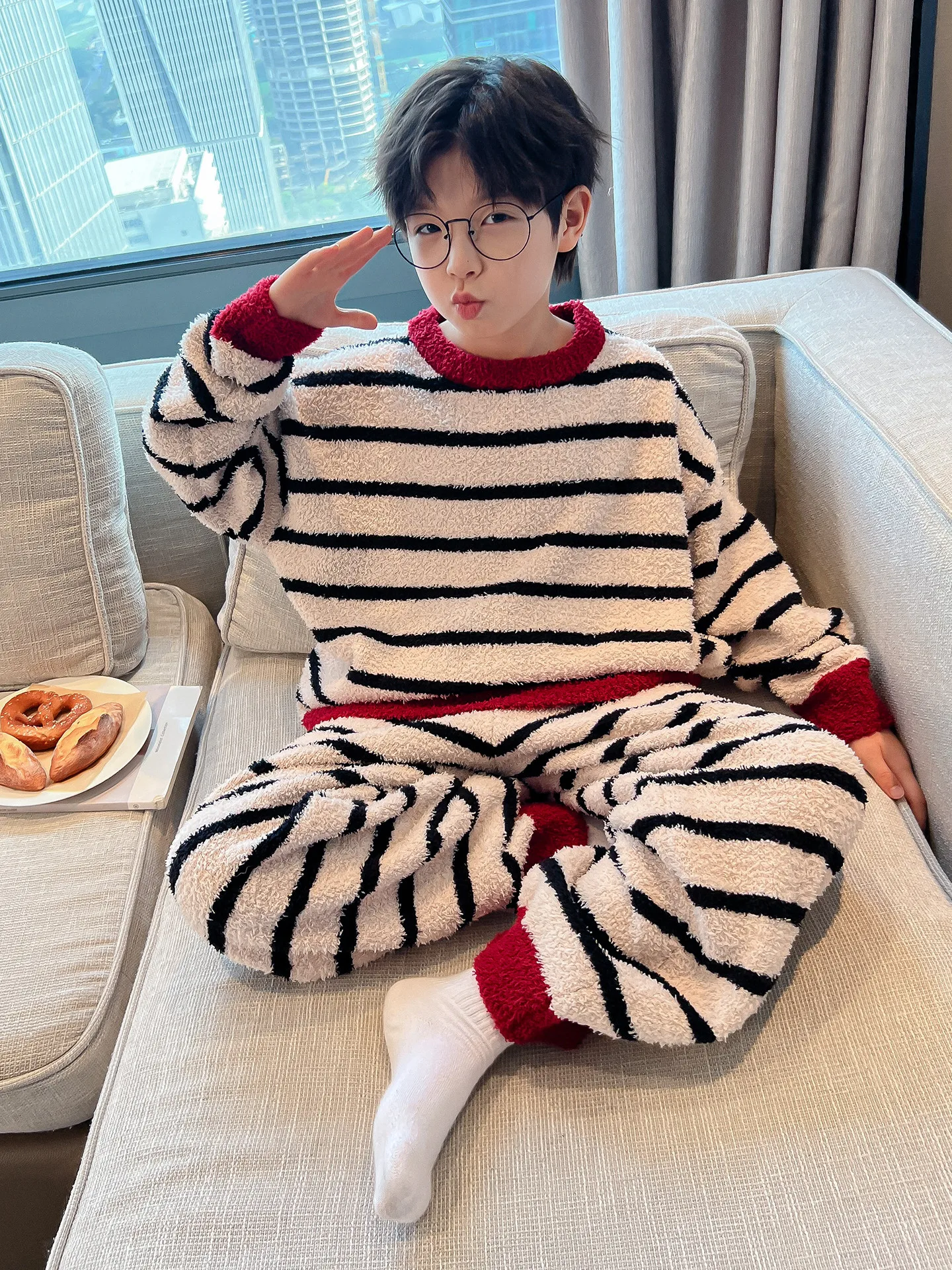 pyjama-en-polaire-corail-epais-pour-garcons-vetements-d'interieur-automne-hiver-manches-longues-col-rond-ensemble-de-vetements-de-nuit-doux-et-moelleux-pour-enfants