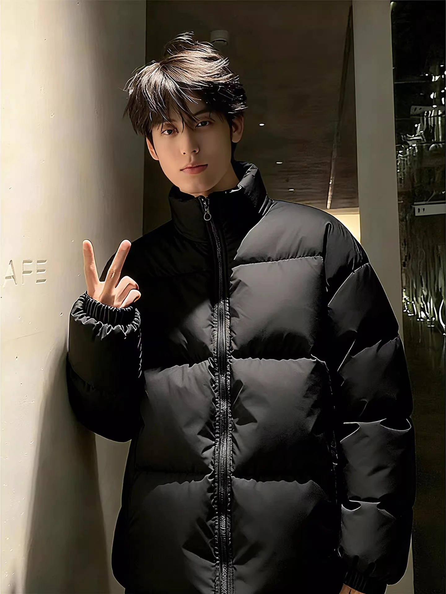 

Мужская зимняя теплая куртка из хлопка с воротником-стойкой, утепленная, очень теплая, стильная, с эффектом пышности, из хлопка