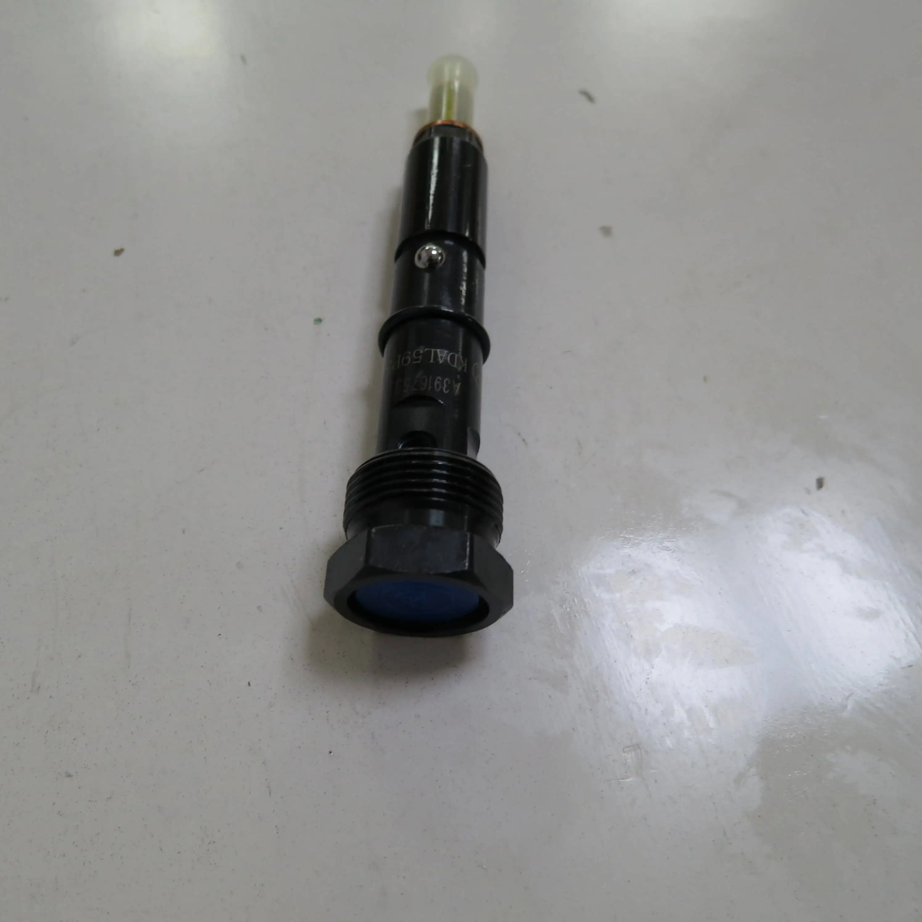 Construction Industrial Dies el Engine Fuel Injector 3916735 6BT Injector